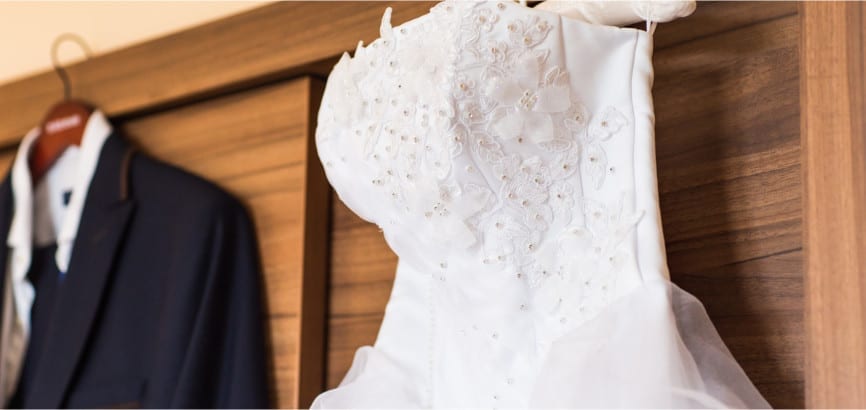 How To Remove A Makeup Stain From Your Wedding Dress A1 Laundromat